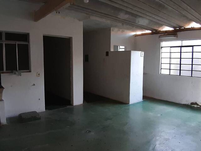 #9 - Salão Comercial para Venda em Suzano - SP